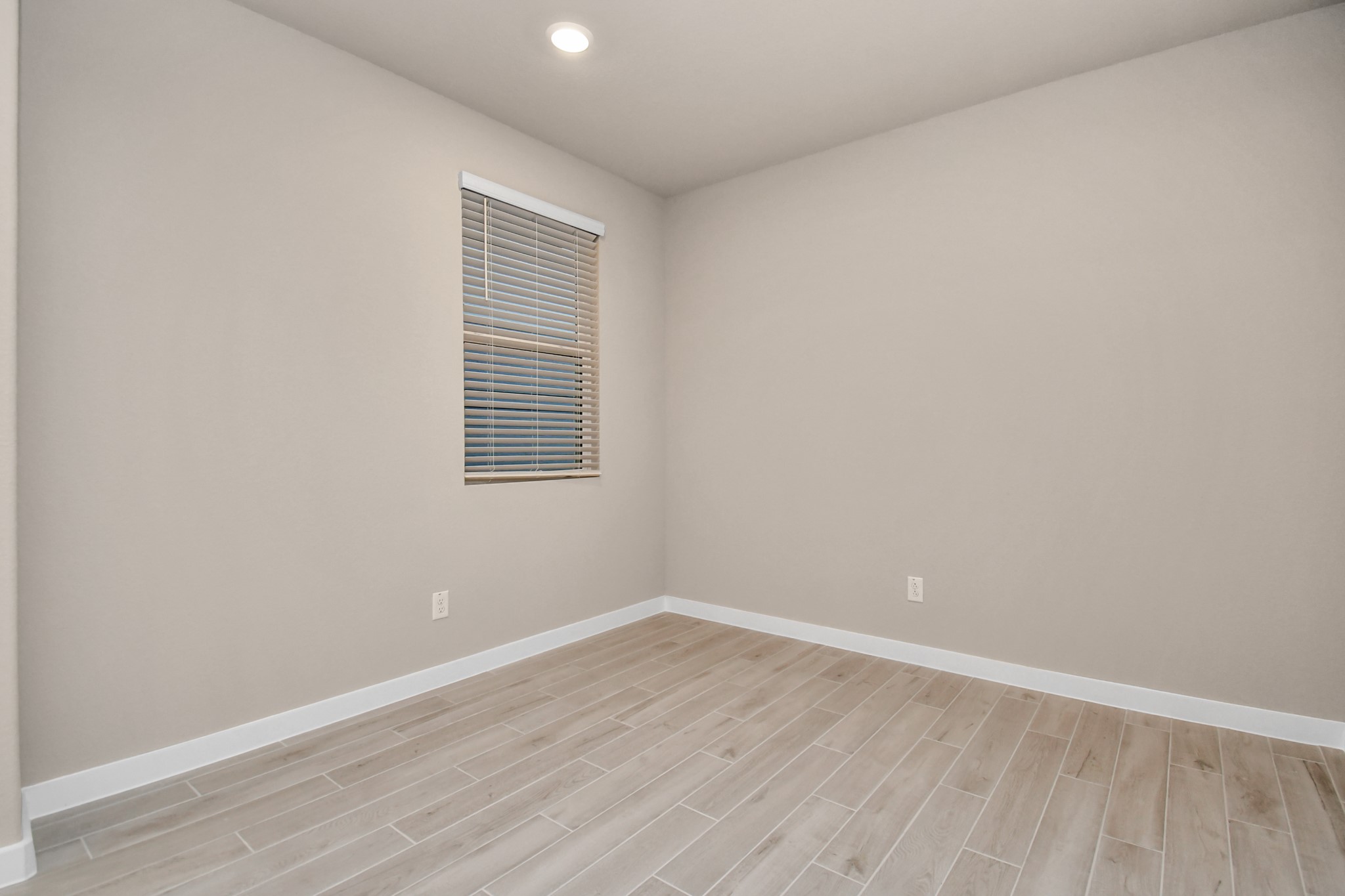 8515 Rising Strm Drive Houston, TX 77063 - Photo 8 of 43