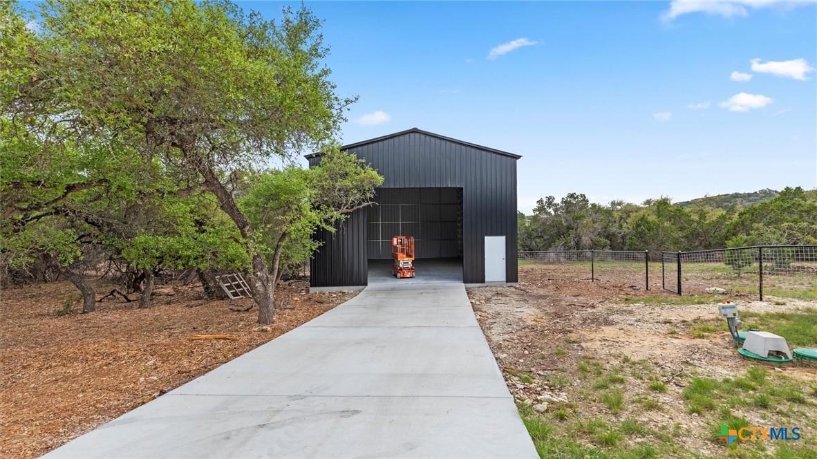 3225 Hawthorne Road Spring Branch, TX 78070 - Photo 38 of 48