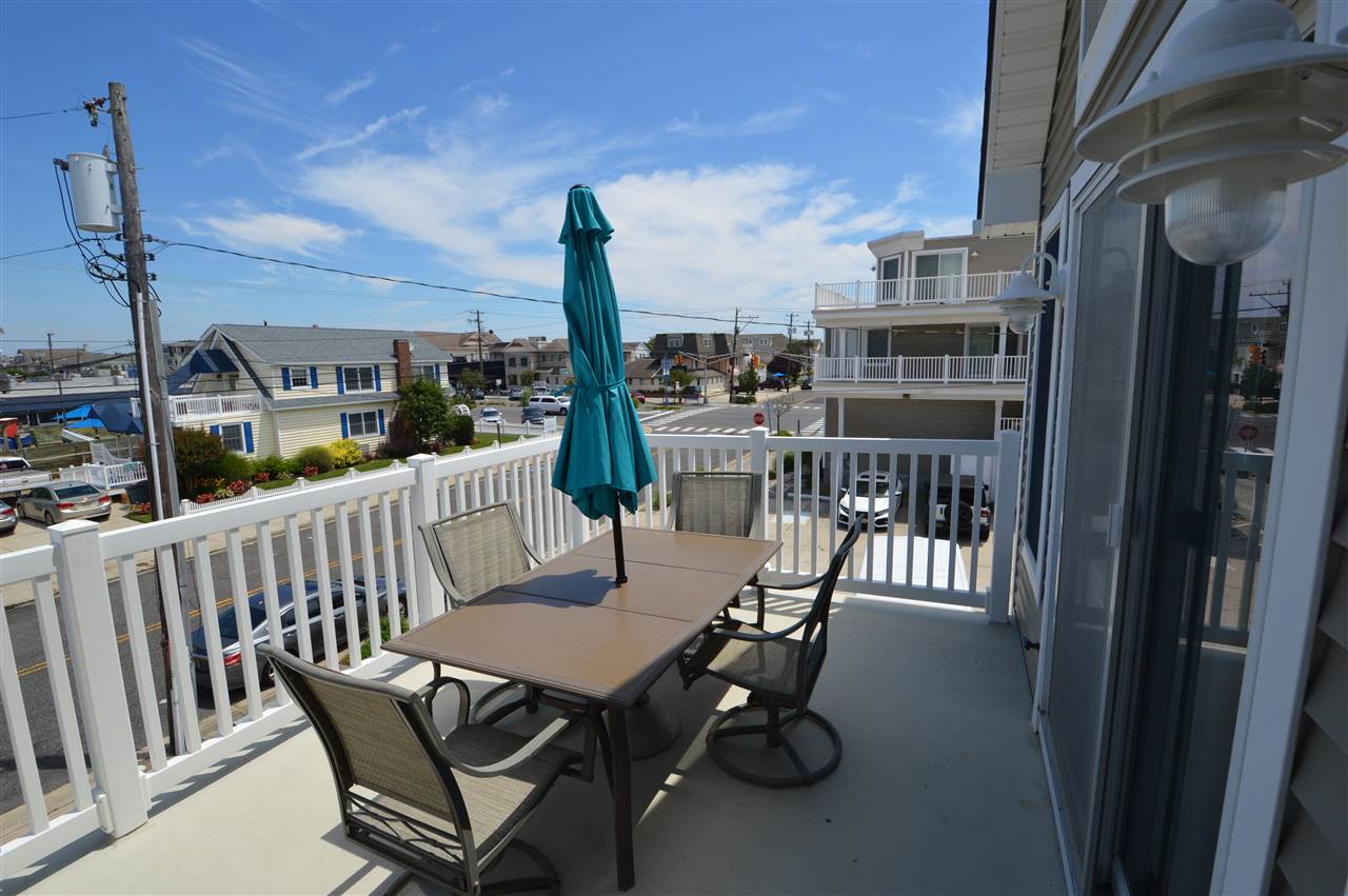 212 25th Street, Unit EAST Avalon, NJ 08202 - Photo 13 of 25