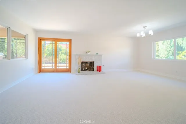 $1,190,000 | 254 Greenmeadow Drive, Thousand Oaks, CA 91320