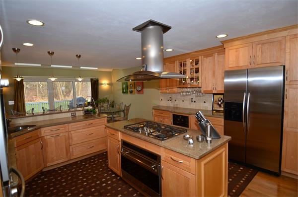 266 Long Hill Road Bolton, MA 01740 - Photo 10 of 30 Gallery Image 10