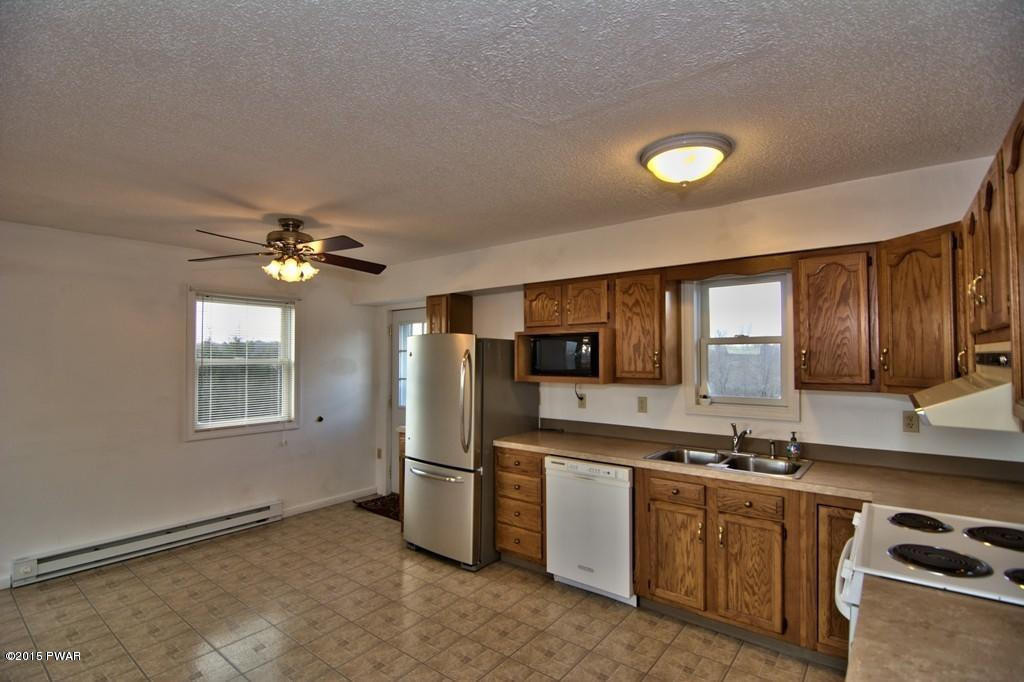 154 Spudeno Road Moscow, PA 18444 - Photo 18 of 42