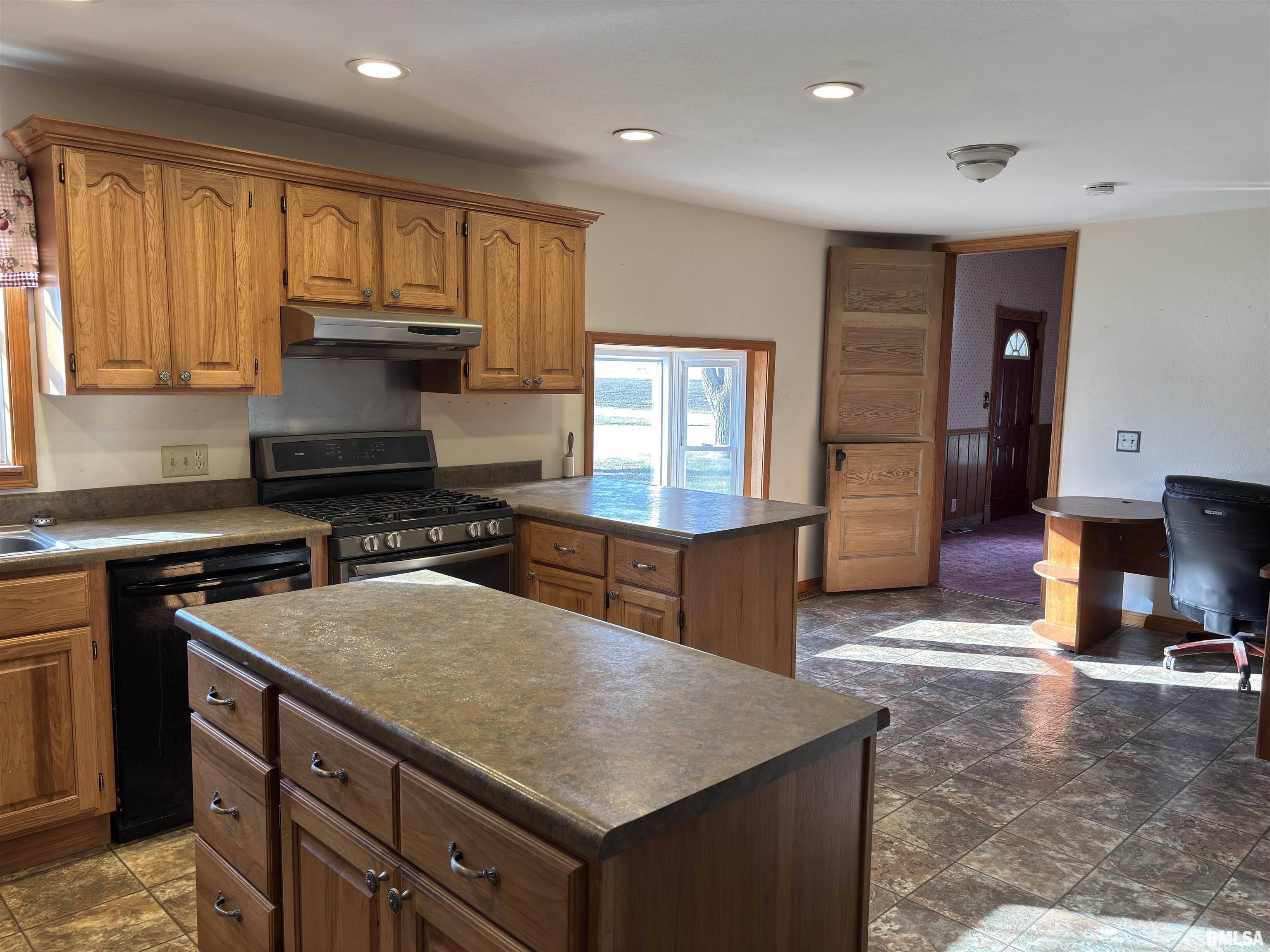 1836 North 1300 East Road Taylorville, IL 62568 - Photo 22 of 50