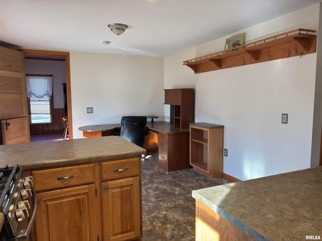 $275,000 | 1836 North 1300 East Road, Taylorville, IL 62568