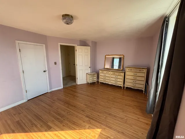 $275,000 | 1836 North 1300 East Road, Taylorville, IL 62568