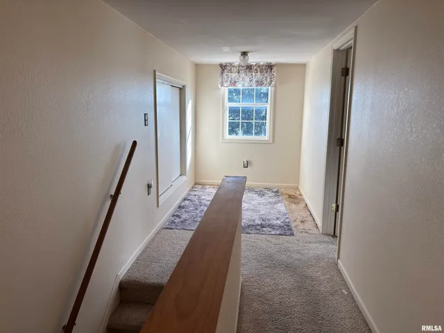 $275,000 | 1836 North 1300 East Road, Taylorville, IL 62568