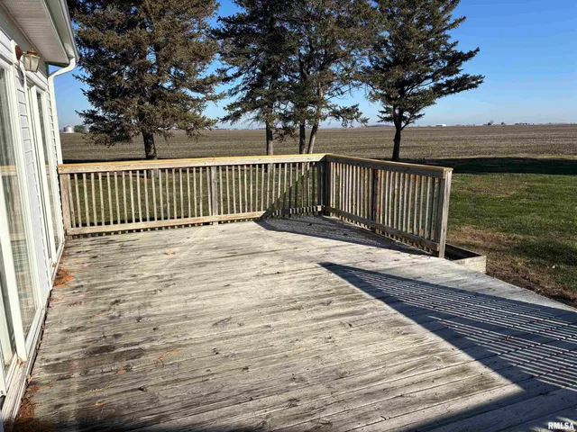 $275,000 | 1836 North 1300 East Road, Taylorville, IL 62568