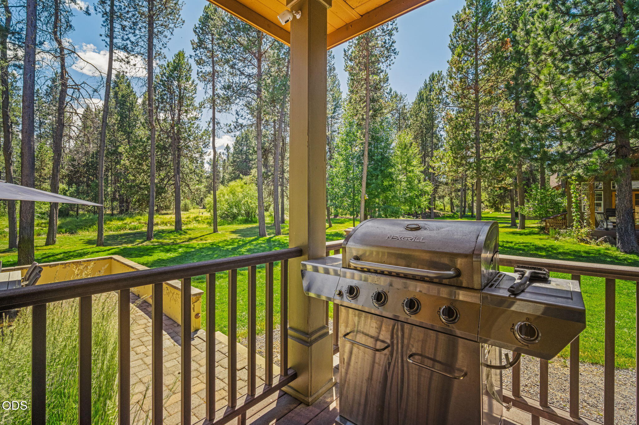 17075 Pasadena Road Bend, OR 97707 - Photo 32 of 71