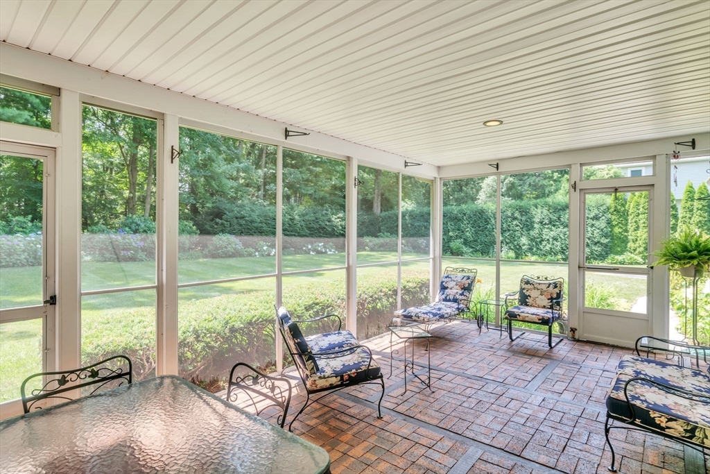 93 Northfield Road Longmeadow, MA 01106 - Photo 15 of 42 Gallery Image 15