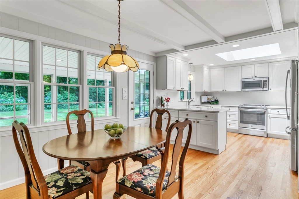 93 Northfield Road Longmeadow, MA 01106 - Photo 8 of 42 Gallery Image 8