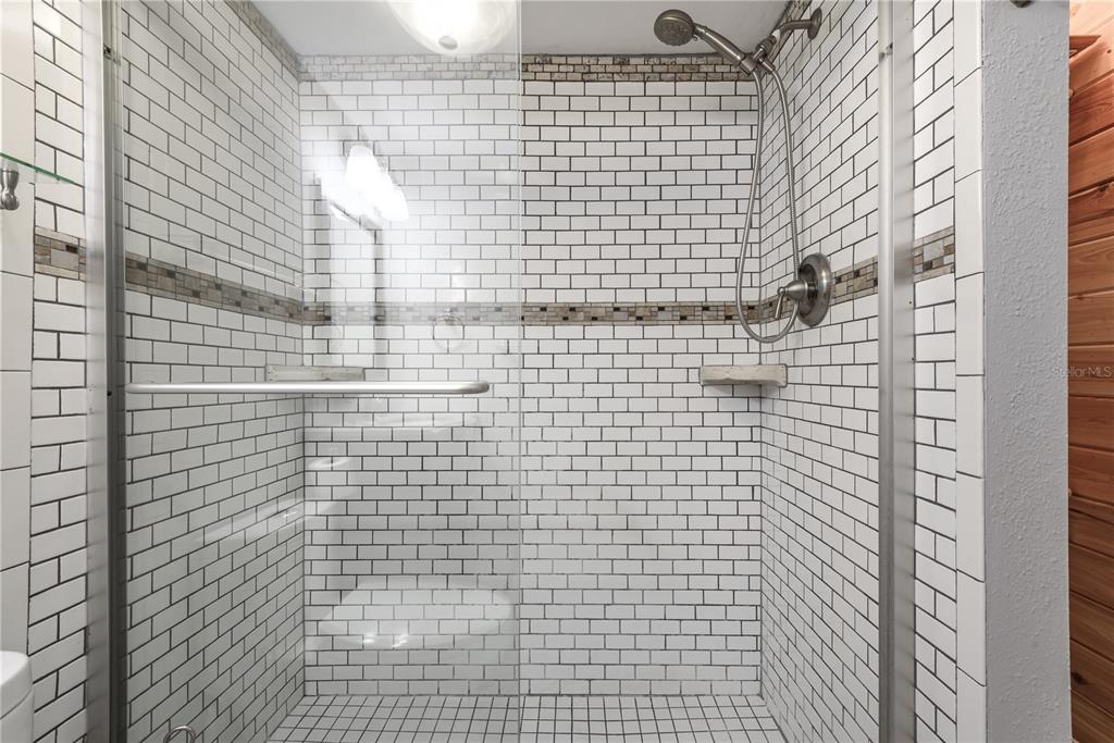 3325 Bayshore Boulevard, Unit A17 Tampa, FL 33629 - Photo 13 of 31 a bathroom with a shower