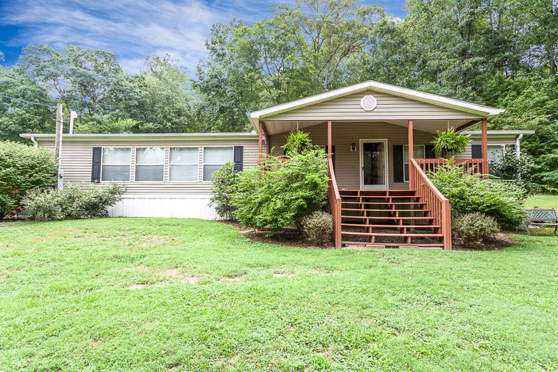 9638 Crisman Road Heiskell, TN 37754 - Photo 4 of 31 001160810-2-9638CrismanRdPowellTN-SMALL