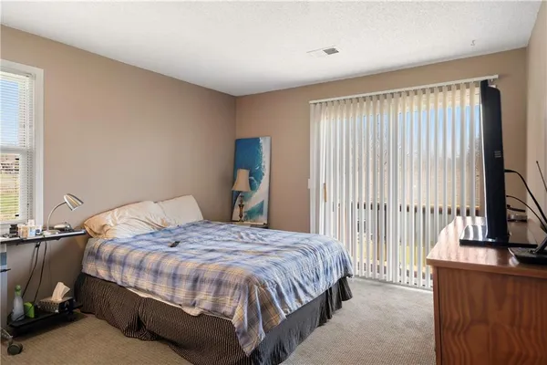 $129,000 | 1444 Northwest 64th Terrace, Kansas City, MO 64118