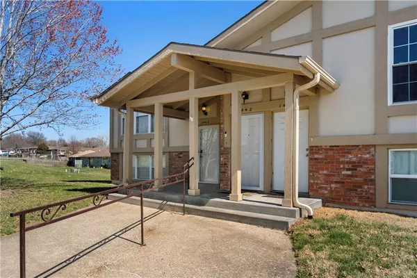 $129,000 | 1444 Northwest 64th Terrace, Kansas City, MO 64118