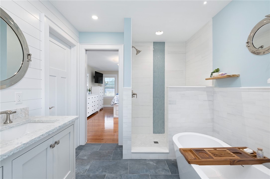 81 South Pier Road Narragansett, RI 02882 - Photo 20 of 49 Primary Spa Bathroom