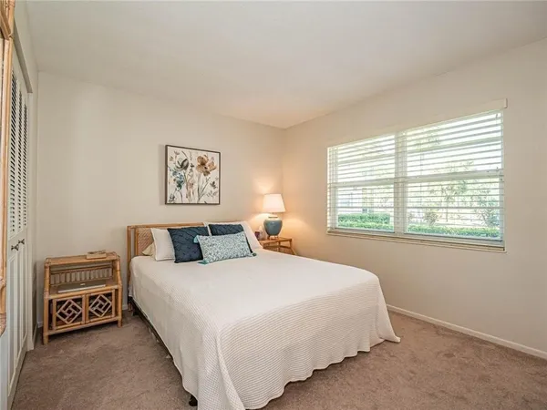 $1,350 | 34 Vista Gdns Trail, Unit 107, Vero Beach, FL 32962