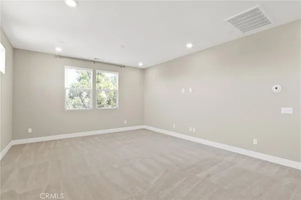 $6,400 | 114 Measure, Irvine, CA 92618