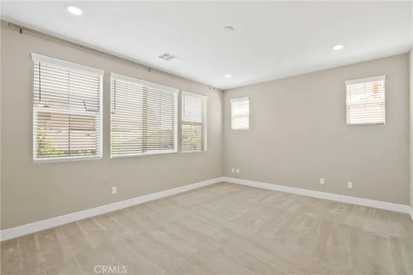 $6,400 | 114 Measure, Irvine, CA 92618