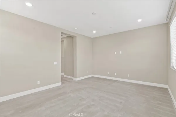 $6,400 | 114 Measure, Irvine, CA 92618