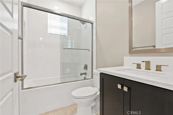 $6,400 | 114 Measure, Irvine, CA 92618