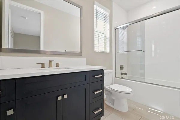 $6,400 | 114 Measure, Irvine, CA 92618