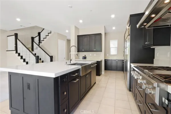 $6,400 | 114 Measure, Irvine, CA 92618