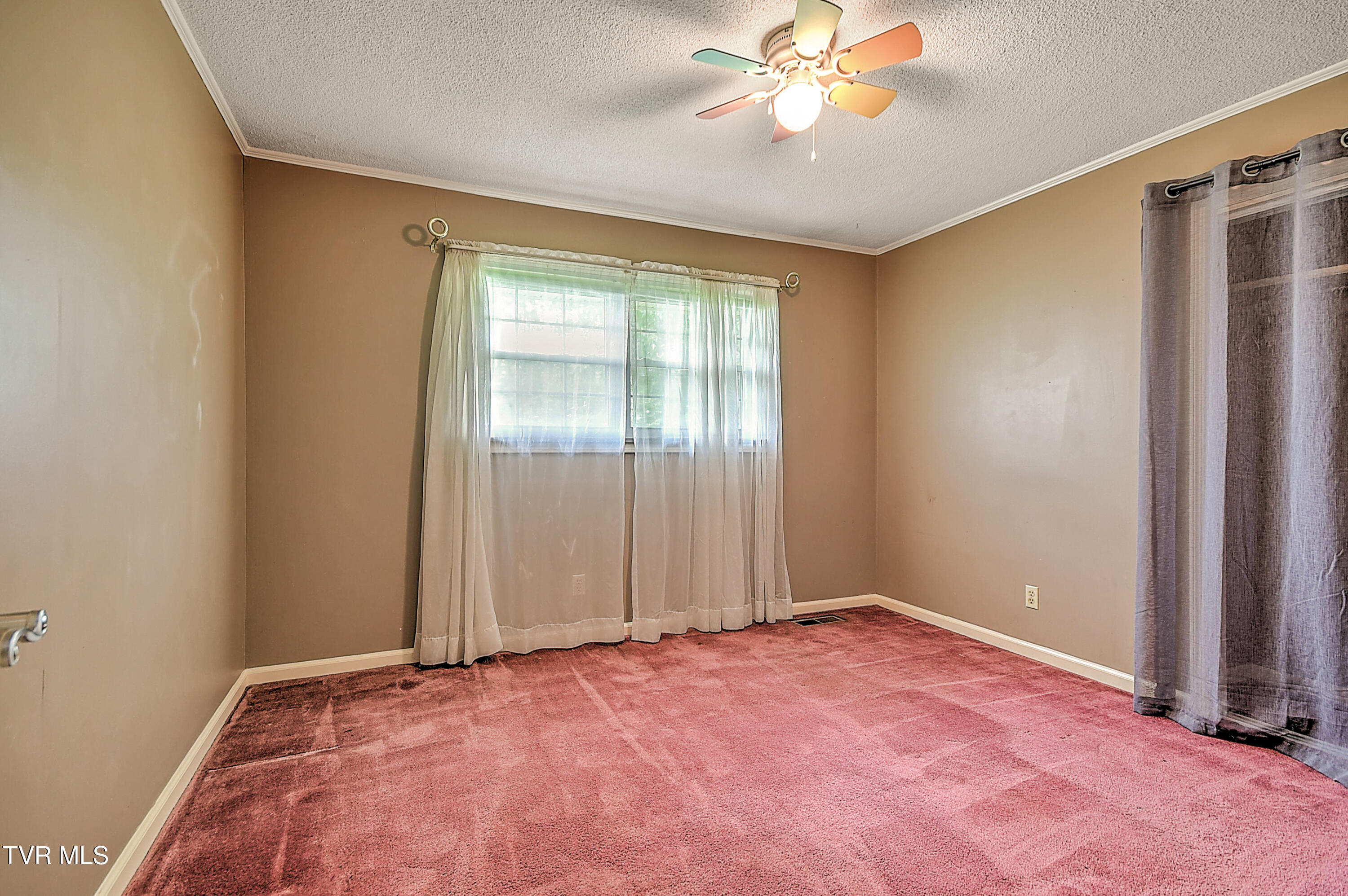 101 Garden Circle Greeneville, TN 37745 - Photo 17 of 53 101 Garden Cir JC-17