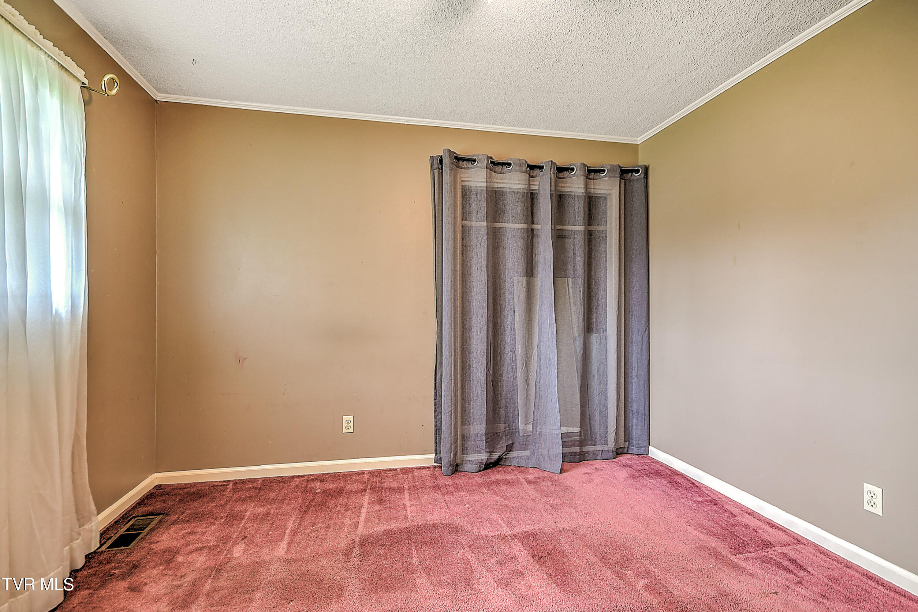 101 Garden Circle Greeneville, TN 37745 - Photo 18 of 53 101 Garden Cir JC-18