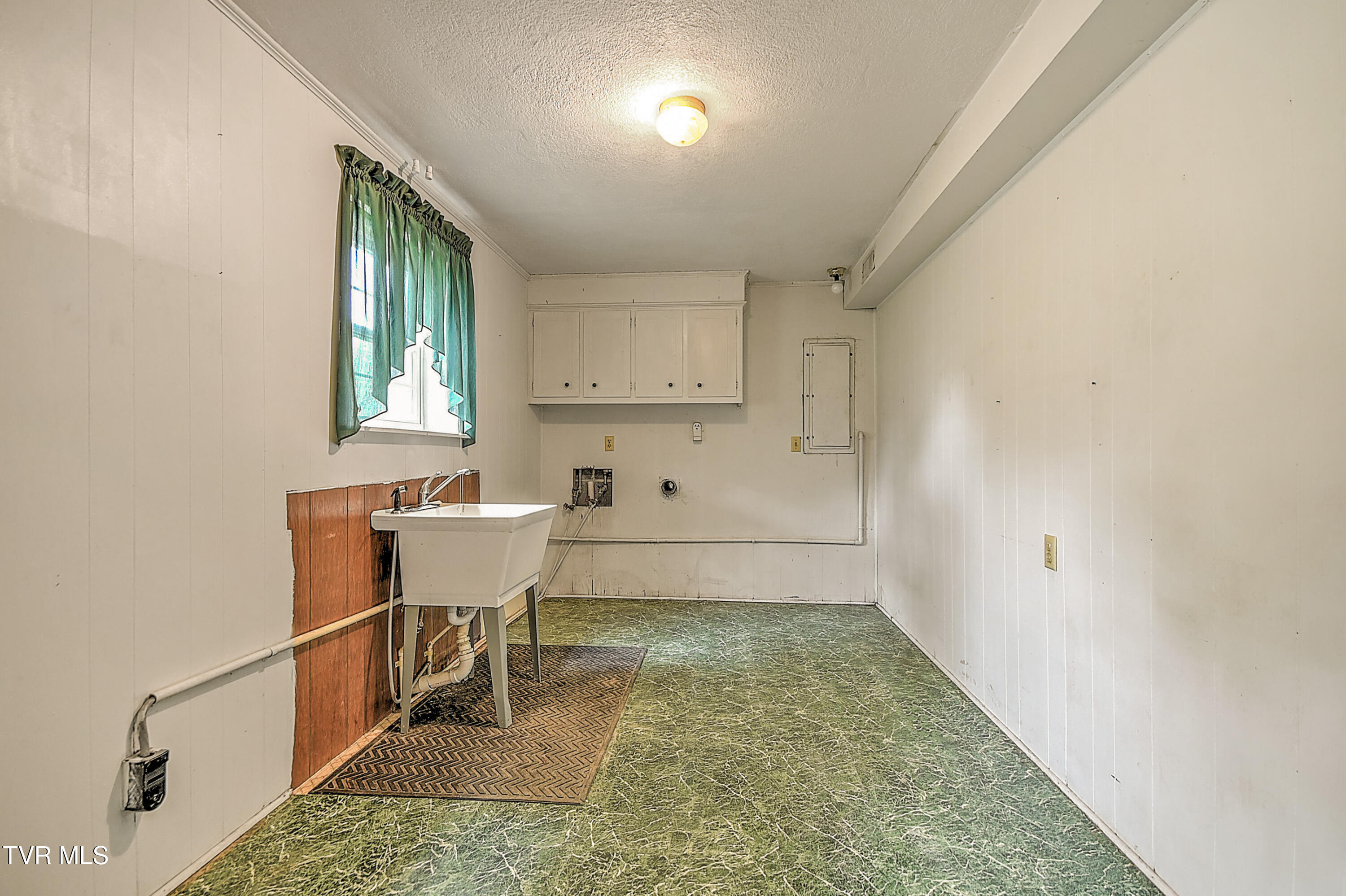 101 Garden Circle Greeneville, TN 37745 - Photo 31 of 53 101 Garden Cir JC-31