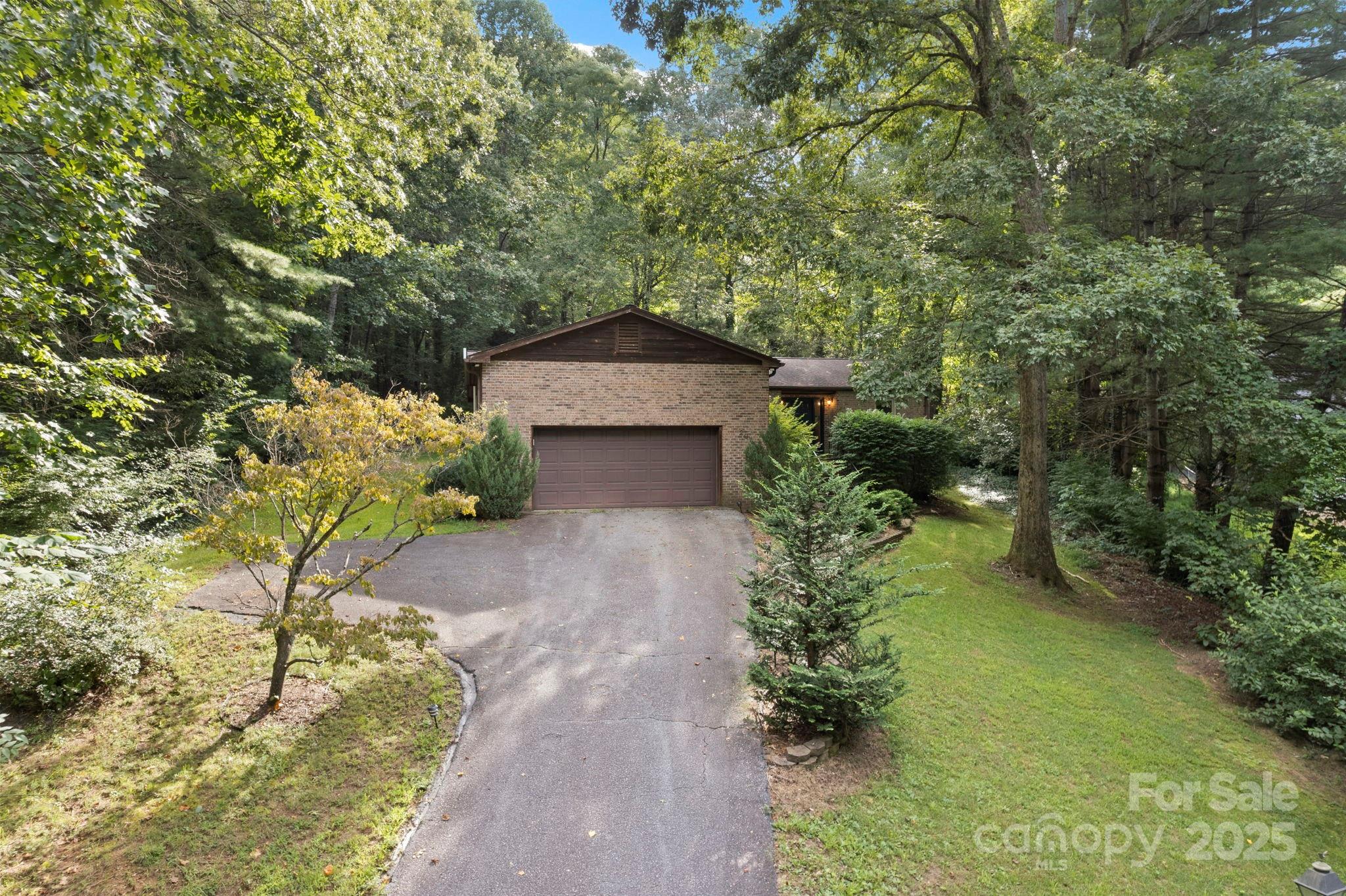 207 Mint Way Flat Rock, NC 28731 - Photo 27 of 27 a pathway of a yard