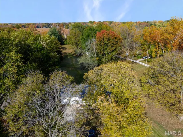 $275,000 | 5945 Redbud Lane, Edwardsville, IL 62025