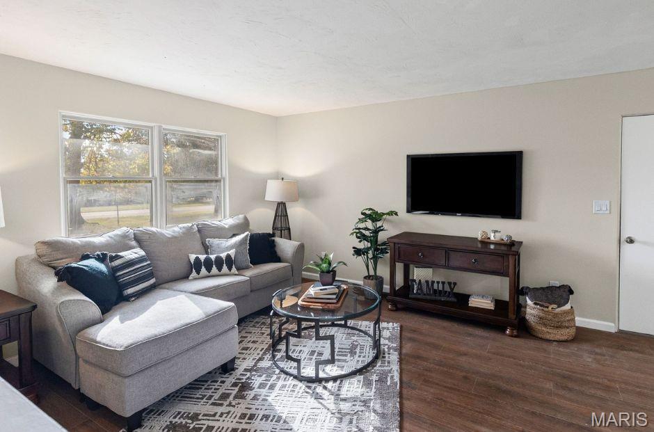 5945 Redbud Lane Edwardsville, IL 62025 - Photo 3 of 30