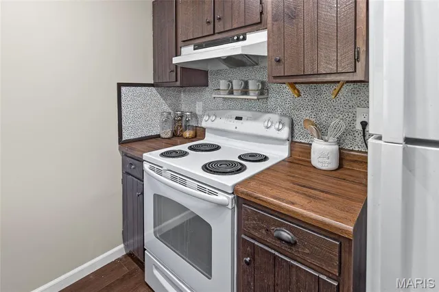 $275,000 | 5945 Redbud Lane, Edwardsville, IL 62025