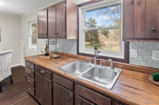 $275,000 | 5945 Redbud Lane, Edwardsville, IL 62025