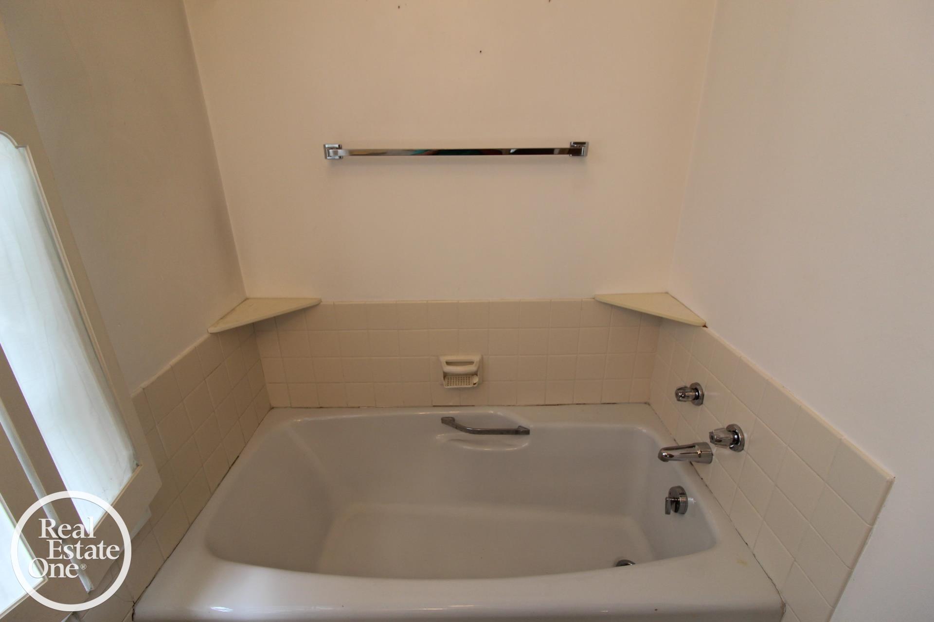 93 Moran Road Grosse Pointe Farms, MI 48236 - Photo 28 of 71