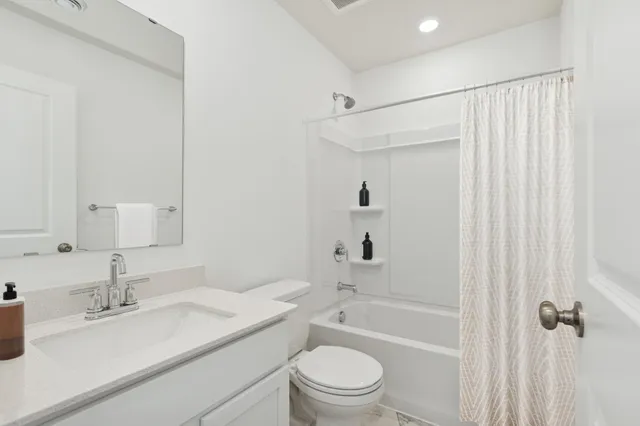 $558,800 | 1924 Ironwood Drive, Carver, MN 55315