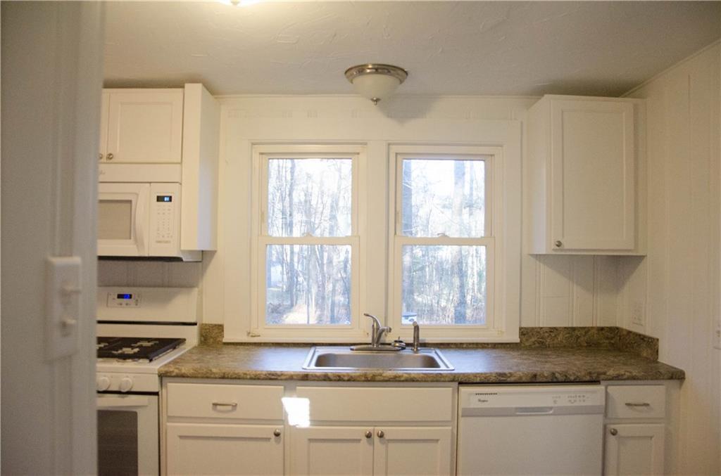 151 Anglers Road Windham, ME 04062 - Photo 4 of 11 Photo