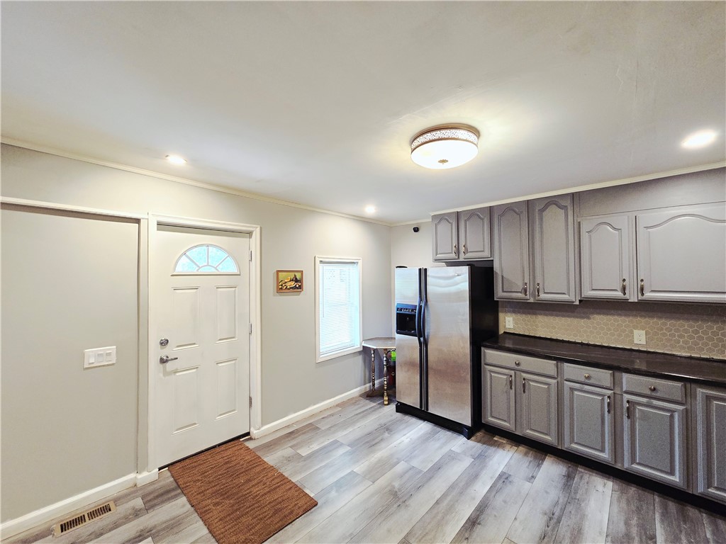 136 Gregory Street Rochester, NY 14620 - Photo 18 of 50