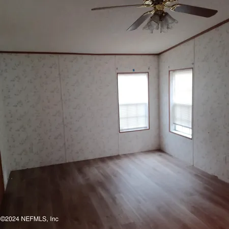 $1,700 | 463 Logan Avenue, Unit B, Orange Park, FL 32065