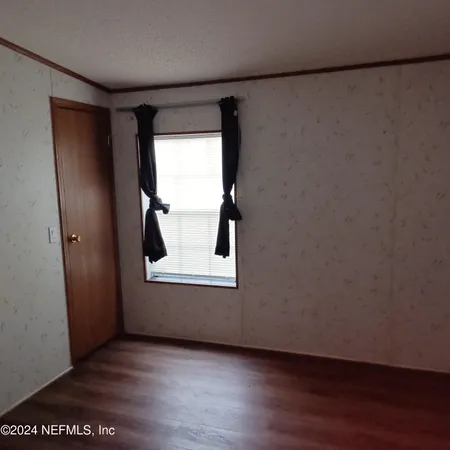 $1,700 | 463 Logan Avenue, Unit B, Orange Park, FL 32065