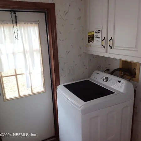 $1,700 | 463 Logan Avenue, Unit B, Orange Park, FL 32065