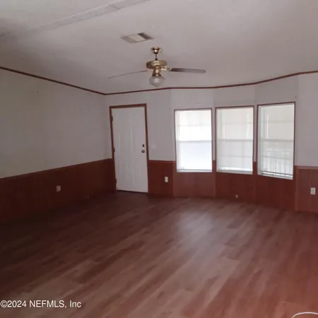 $1,700 | 463 Logan Avenue, Unit B, Orange Park, FL 32065