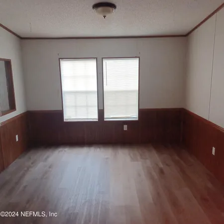 $1,700 | 463 Logan Avenue, Unit B, Orange Park, FL 32065