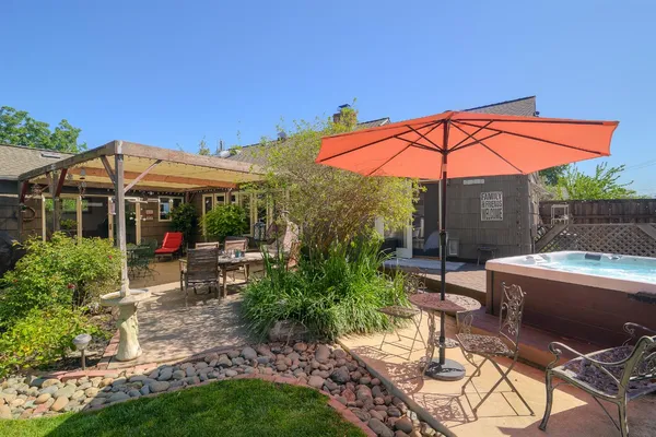 $595,000 | 3309 Brookwood Road, Sacramento, CA 95821