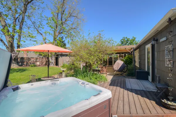 $595,000 | 3309 Brookwood Road, Sacramento, CA 95821