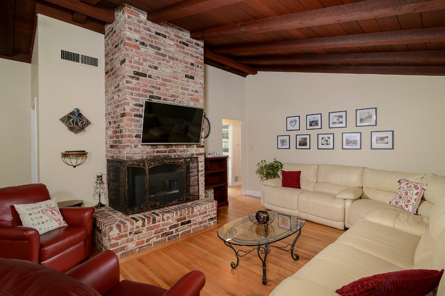 3309 Brookwood Road Sacramento, CA 95821 - Photo 6 of 36