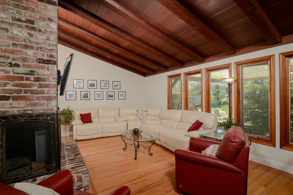 $595,000 | 3309 Brookwood Road, Sacramento, CA 95821