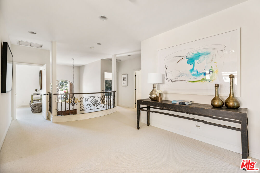 16659 Addison Street Encino, CA 91436 - Photo 14 of 37