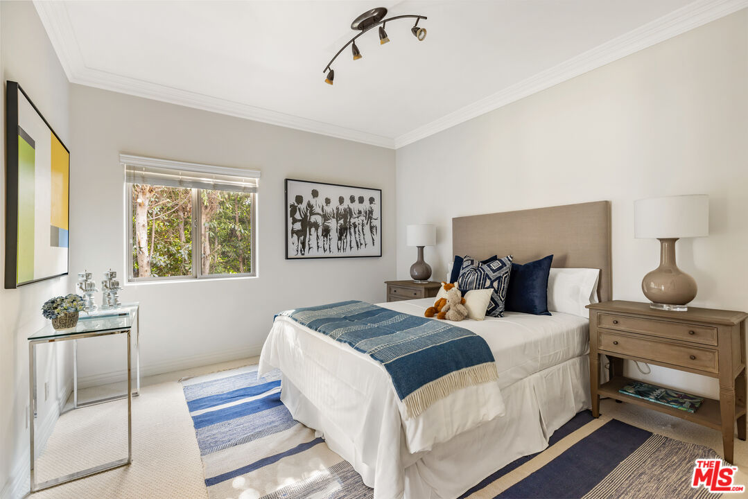 16659 Addison Street Encino, CA 91436 - Photo 19 of 37