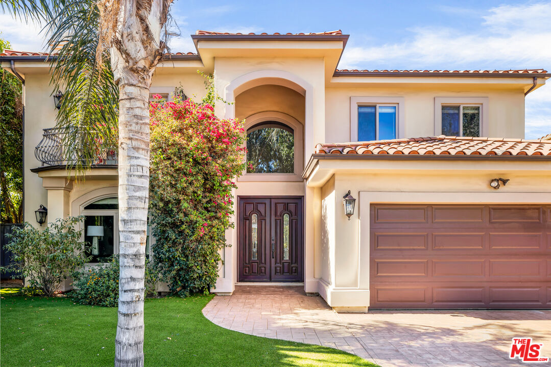 16659 Addison Street Encino, CA 91436 - Photo 2 of 37